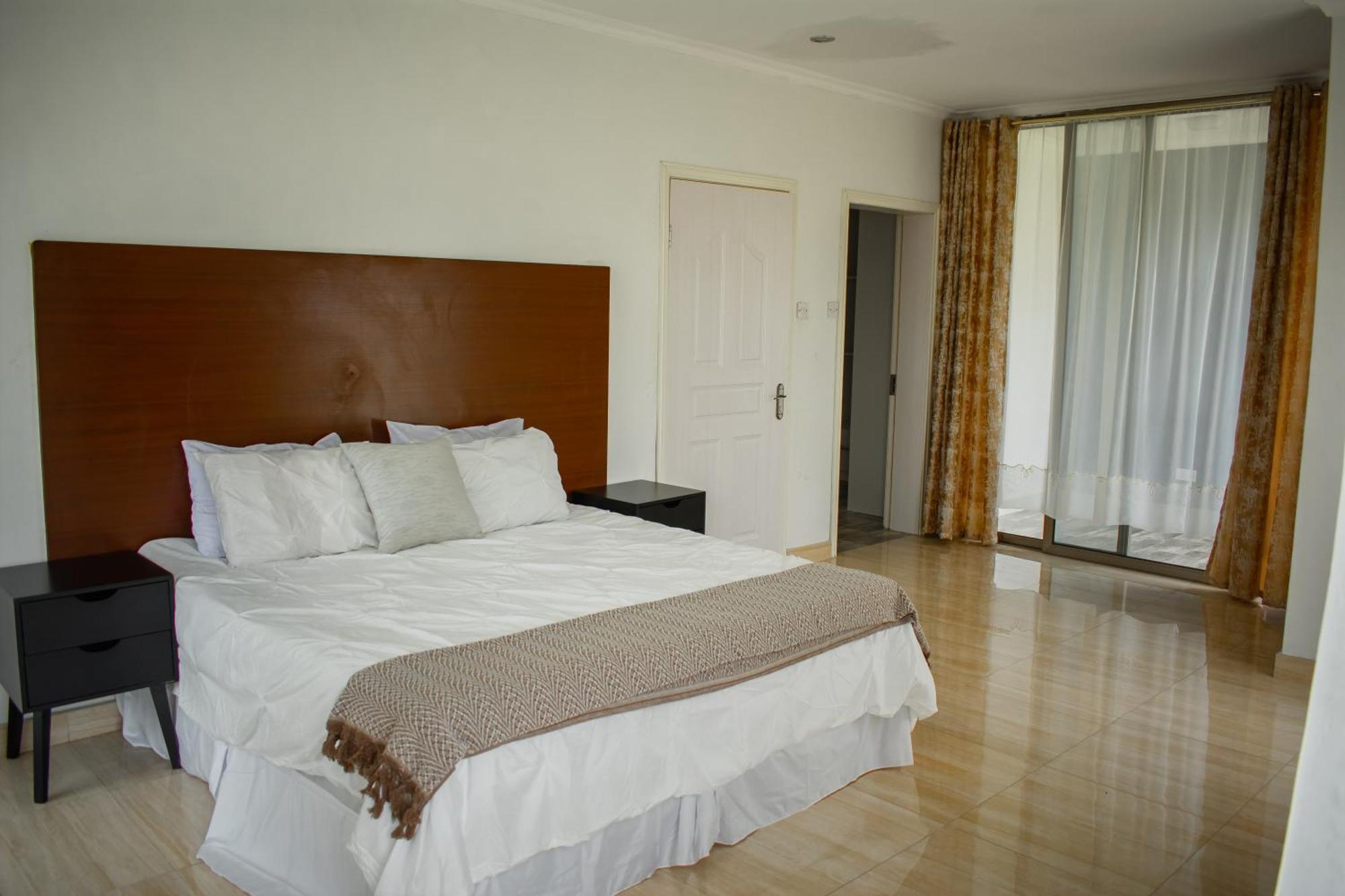 Divine Heights Bed And Breakfast Lilongwe Area 43 エクステリア 写真