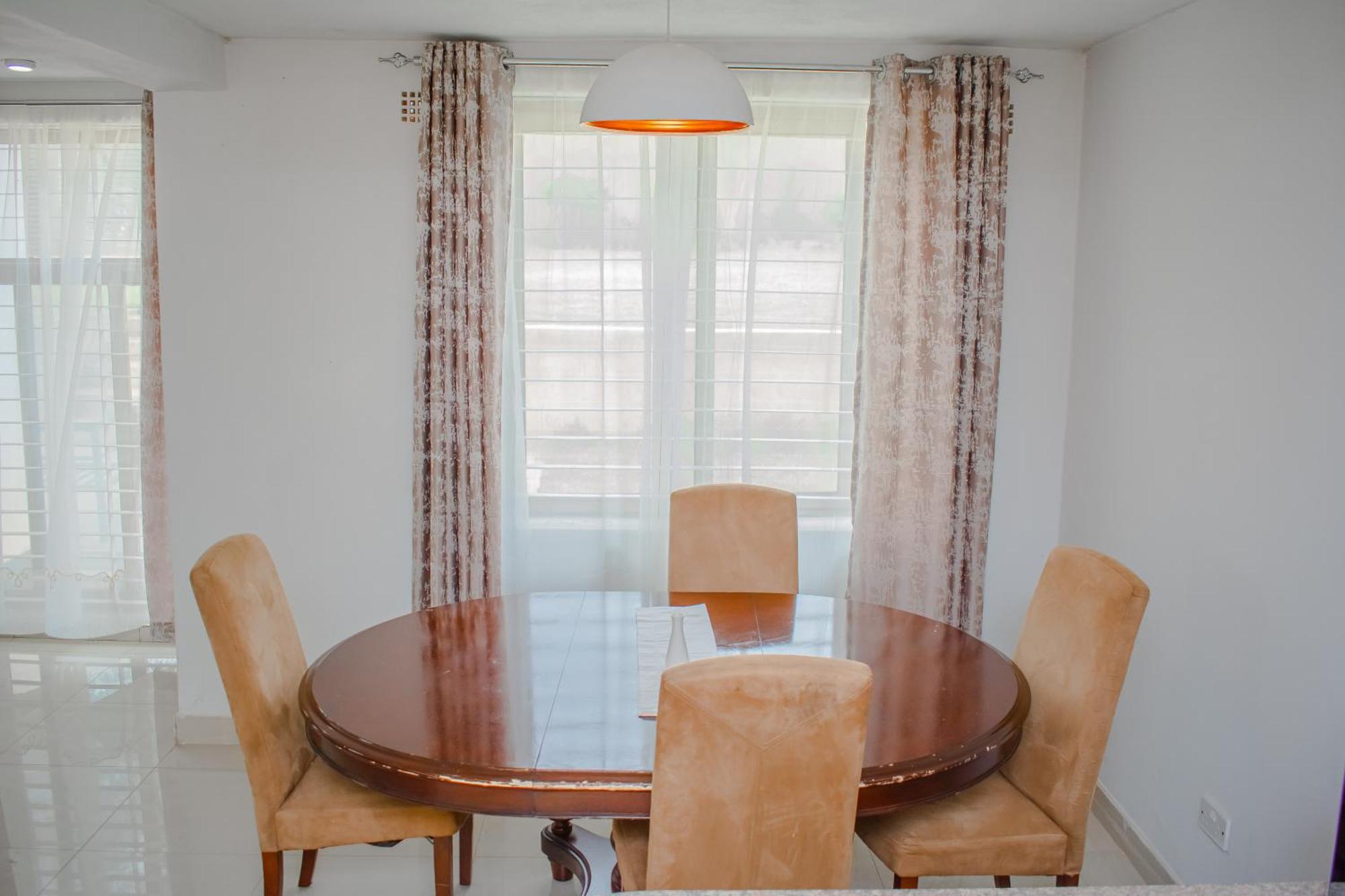 Divine Heights Bed And Breakfast Lilongwe Area 43 エクステリア 写真
